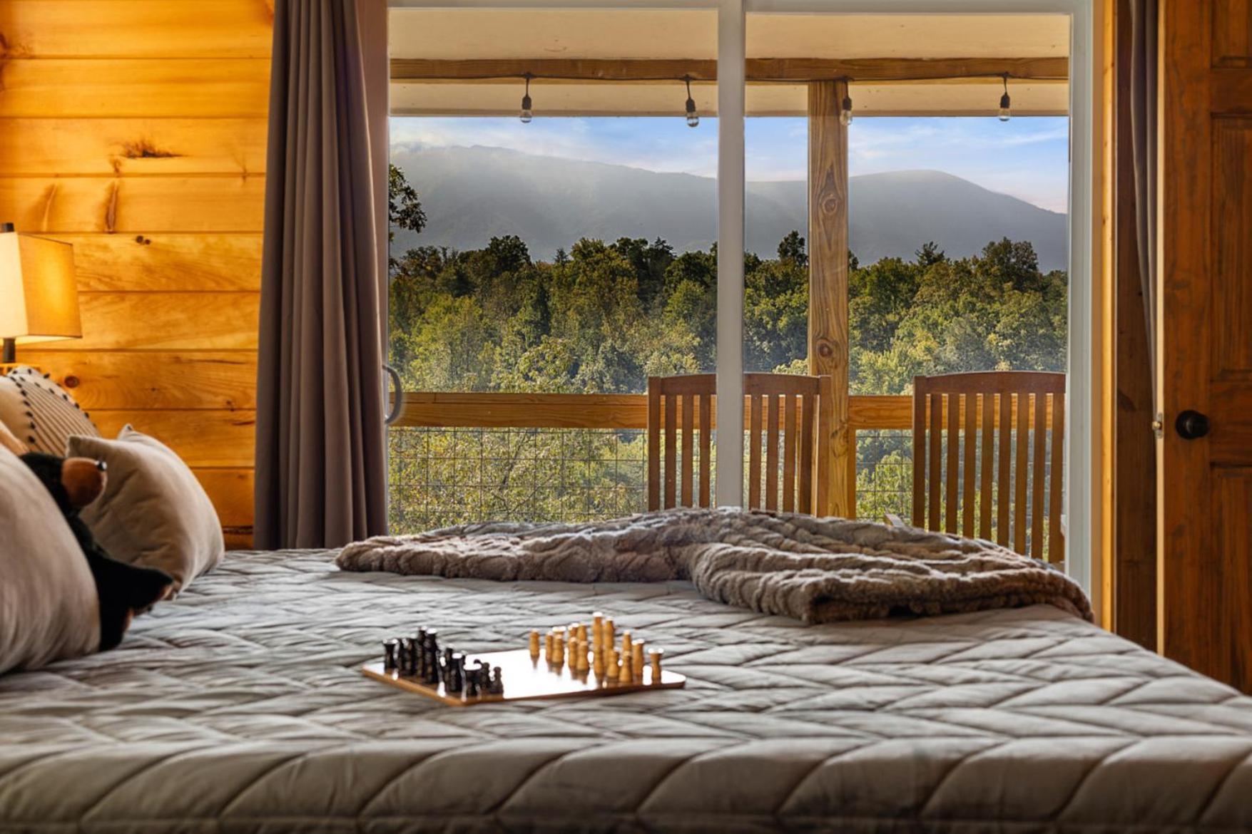 Tranquil Mountain Getaway By Ghosal Luxury Lodging Gatlinburg Dış mekan fotoğraf