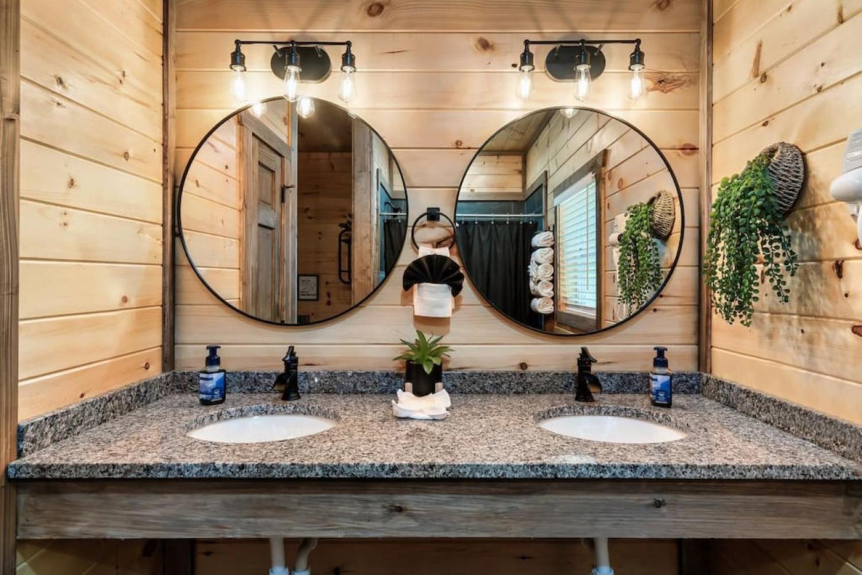 Tranquil Mountain Getaway By Ghosal Luxury Lodging Gatlinburg Dış mekan fotoğraf